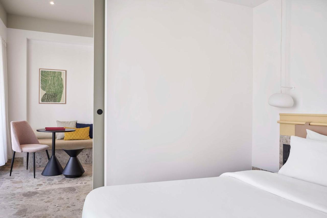 The Social Athens Hotel, A Member Of Radisson Individuals מראה חיצוני תמונה
